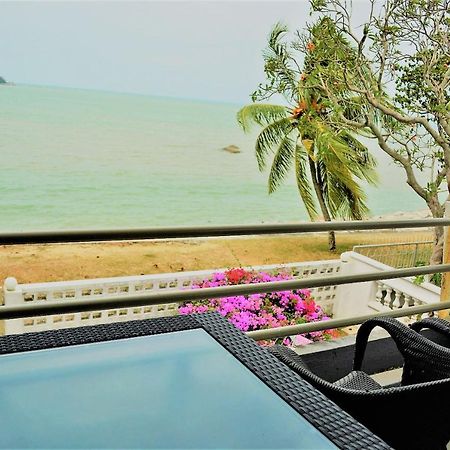 G&T'S Beach Front Villa Tanjung Bungah  Εξωτερικό φωτογραφία