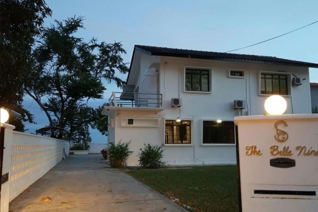 G&T'S Beach Front Villa Tanjung Bungah  Εξωτερικό φωτογραφία